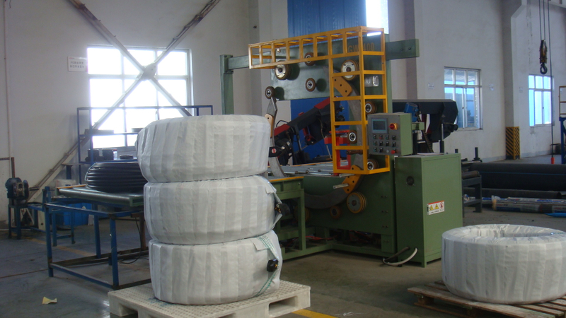 Máquina empacadora de bobinas GS 200/250/400 